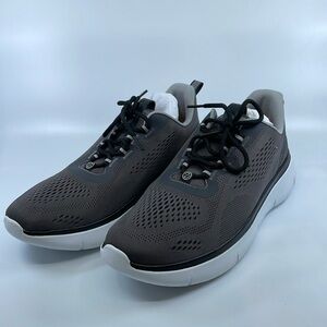 Cole Haan Zerogrand journey runner • size 9 W